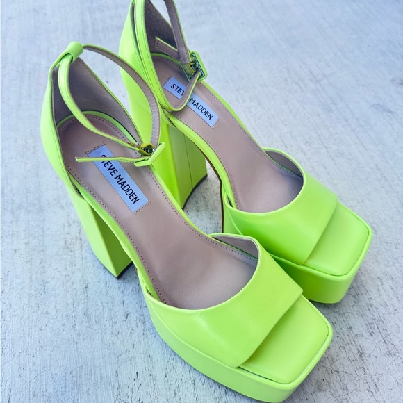 Steve Madden Shoes - Steve Madden Neon Lime Platform Sandals